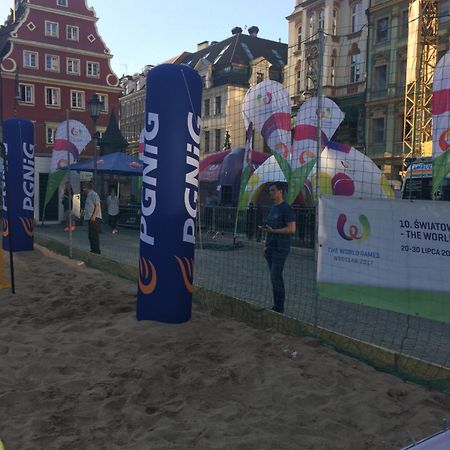 Апартаменты Rynek Pod Fredra Вроцлав Экстерьер фото