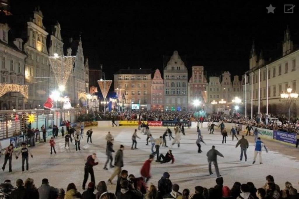 Апартаменты Rynek Pod Fredra Вроцлав Экстерьер фото