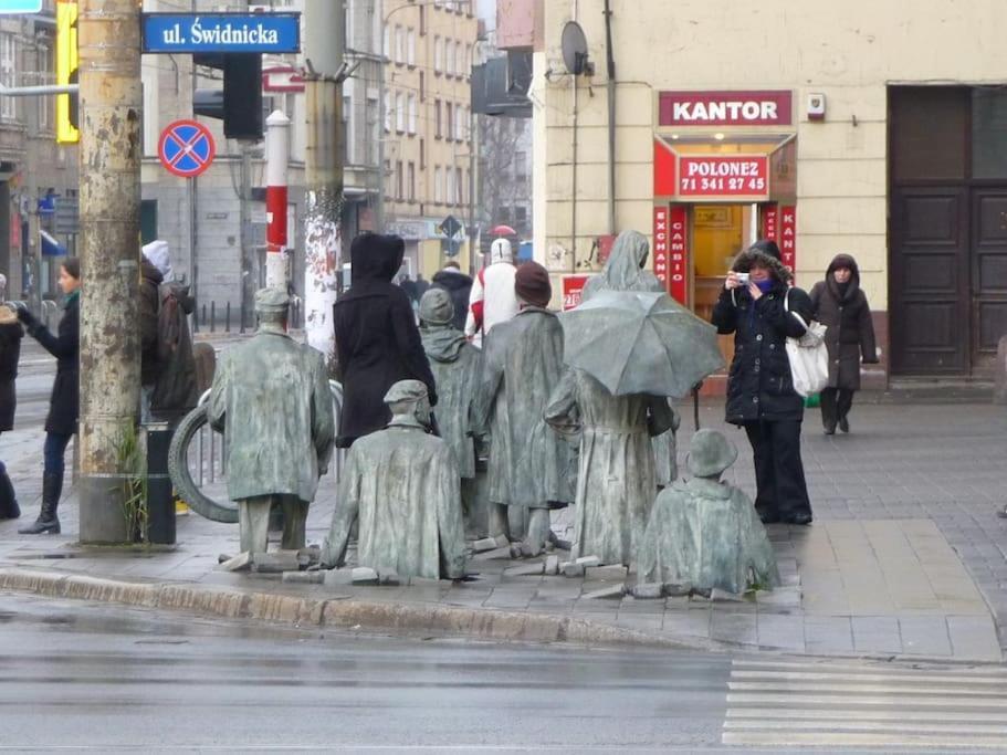 Апартаменты Rynek Pod Fredra Вроцлав Экстерьер фото