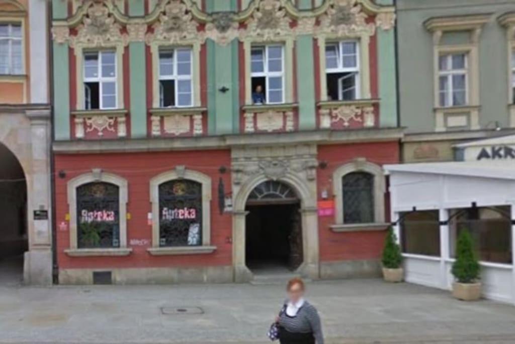 Апартаменты Rynek Pod Fredra Вроцлав Экстерьер фото