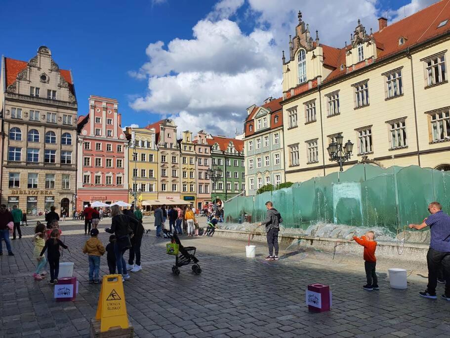 Апартаменты Rynek Pod Fredra Вроцлав Экстерьер фото