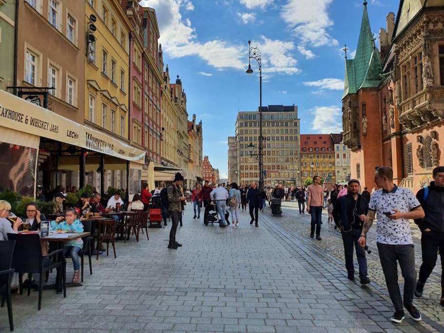 Апартаменты Rynek Pod Fredra Вроцлав Экстерьер фото